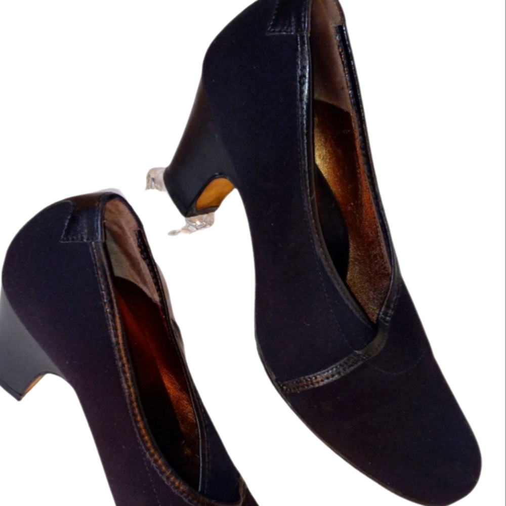 Taryn Rose, made in Italy,  pumps size 7 1/2
